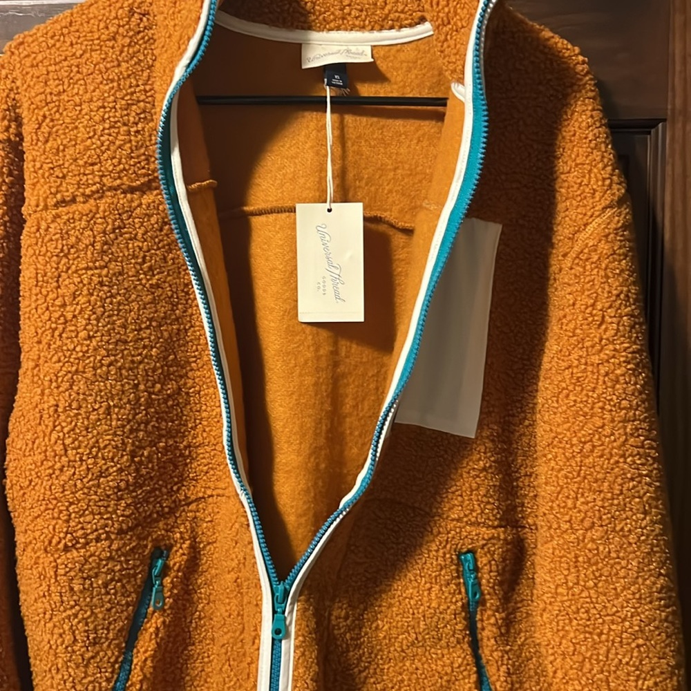NWT-Universal Thread Rust color jacket - Picture 3 of 4